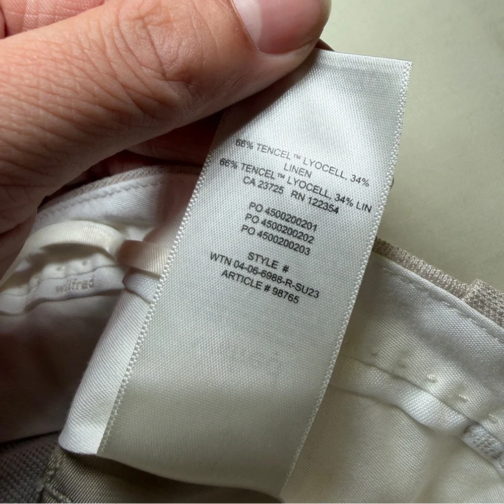 Aritzia- The Effortless Pant CruiseLinen Size 10 Natural Ecru Wide Leg Trousers